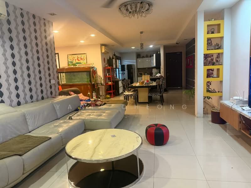 Kondominium untuk Dijual di Menjalara 18 - Yanis Cheong - Living Room - PropertyGuru.com.my