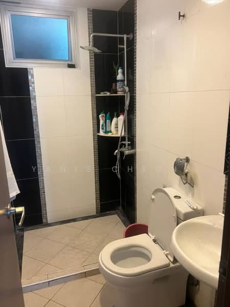 Kondominium untuk Dijual di Menjalara 18 - Yanis Cheong - Bathroom - PropertyGuru.com.my