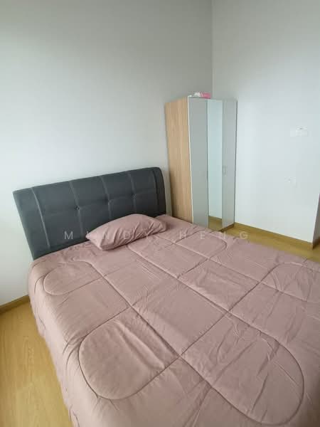Service Residence for Sale at Royal Strand @ Country Garden Danga Bay - Mindy Heng - PropertyGuru.com.my