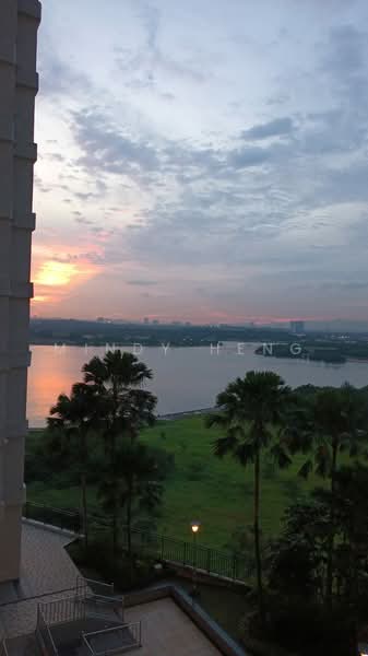 Service Residence for Sale at Royal Strand @ Country Garden Danga Bay - Mindy Heng - PropertyGuru.com.my