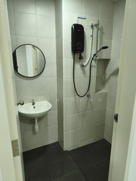 Townhouse for Sale in Bandar Cassia (Batu Kawan) - Zhen Hong - Bathroom - PropertyGuru.com.my