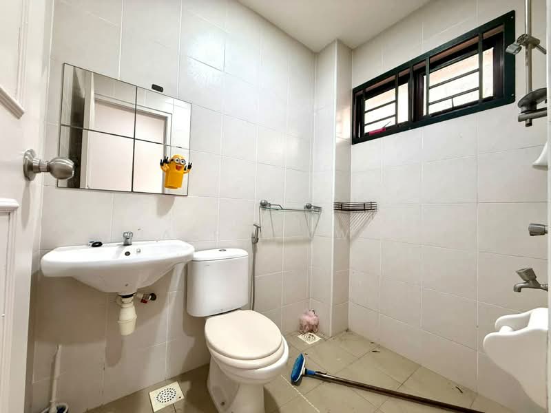Rumah Berkembar untuk Dijual di Taman Ponderosa (Johor Bahru) - Jasper Gwee - Bathroom - PropertyGuru.com.my