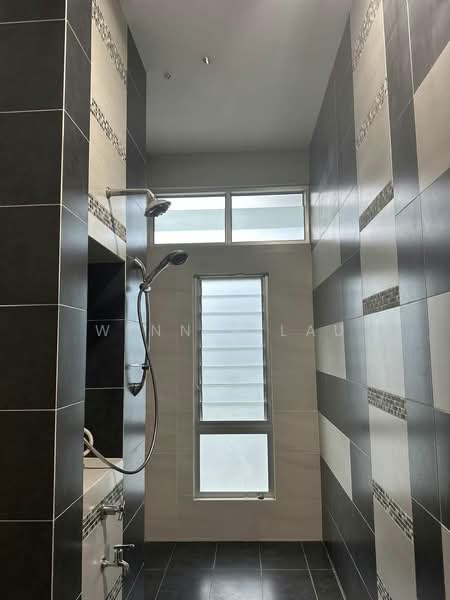 Condominium for Rent at The Seed Taman Sutera Utama - Winnie Lau - Bathroom - PropertyGuru.com.my