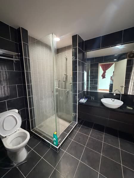 3-storey Terraced House for Sale in Taman Tasik Damai (Sungai Besi) - Ivan Tan - Bathroom - PropertyGuru.com.my