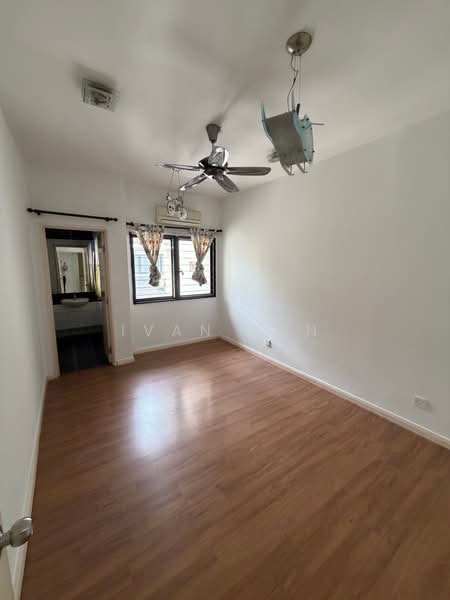 3-storey Terraced House for Sale in Taman Tasik Damai (Sungai Besi) - Ivan Tan - Interior - PropertyGuru.com.my