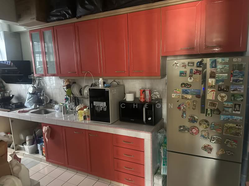 Pangsapuri untuk Dijual di Suria Kipark Damansara - Yanis Cheong - Kitchen - PropertyGuru.com.my