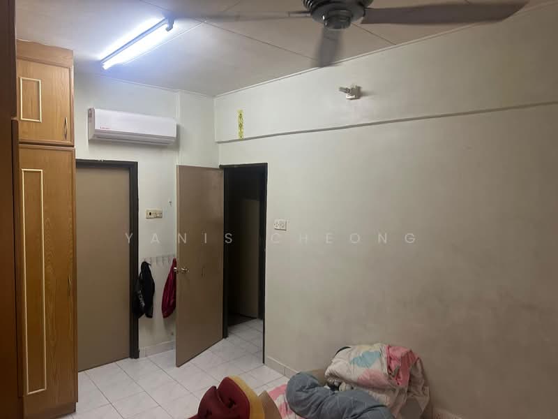 Pangsapuri untuk Dijual di Suria Kipark Damansara - Yanis Cheong - Bedroom - PropertyGuru.com.my