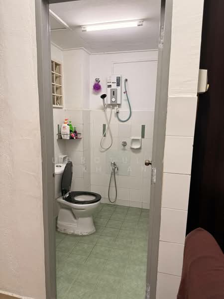 2-storey Terraced House for Sale in Taman Sutera (Kajang) - Gudrotullah Ikhwan - Bathroom - PropertyGuru.com.my