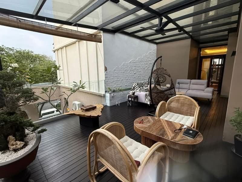Bungalow House untuk Dijual di Mont Kiara (Kuala Lumpur) - Ivann T - Balcony - PropertyGuru.com.my