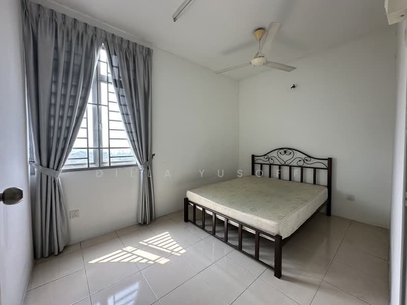 Pangsapuri untuk Disewa di Pangsapuri Anggun - DILLA YUSOFF - Bedroom - PropertyGuru.com.my