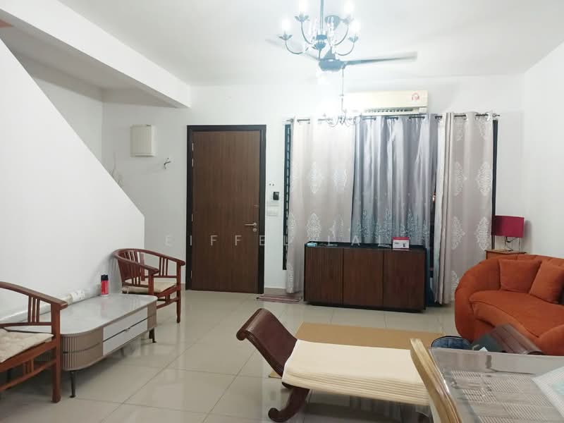 2-storey Terraced House for Rent in Hulu Langat (Selangor) - Eiffel Lai - Living Room - PropertyGuru.com.my