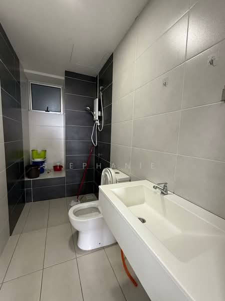 Kondominium untuk Dijual di Residensi PV18 - Stephanie . - Bathroom - PropertyGuru.com.my