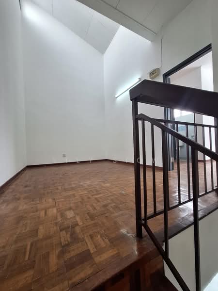 Rumah Teres 2-Tingkat untuk Dijual di Bandar Putra Permai (Seri Kembangan) - Lily Siow - Interior - PropertyGuru.com.my