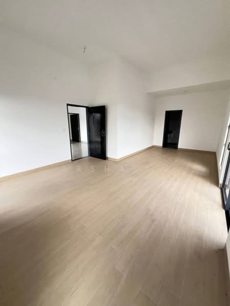 Semi-Detached House for Sale in Bandar Uda Utama (Johor Bahru) - Arshad . - Interior - PropertyGuru.com.my