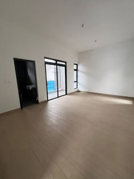 Semi-Detached House for Sale in Bandar Uda Utama (Johor Bahru) - Arshad . - Living Room - PropertyGuru.com.my