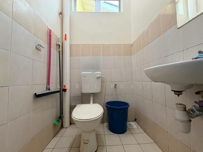Rumah Teres 1-Tingkat untuk Dijual di Taman Desa Bidara (Kuala Ketil) - Hasrul Rosli - Bathroom - PropertyGuru.com.my