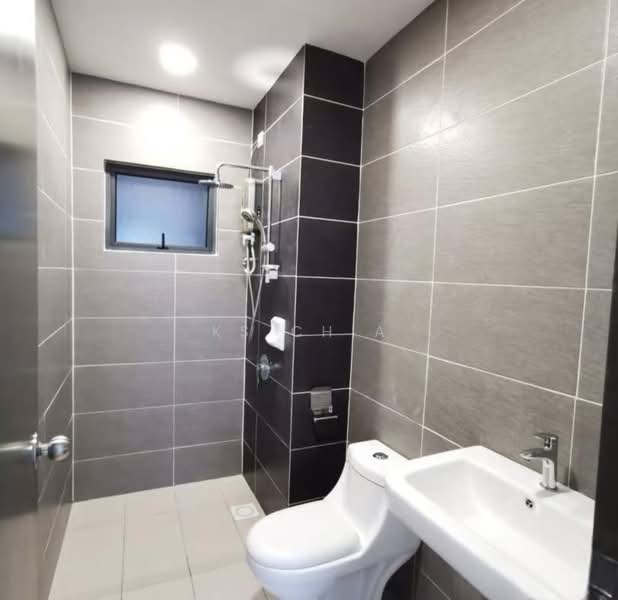 Condominium for Sale at The Henge - KS Chia - Bathroom - PropertyGuru.com.my
