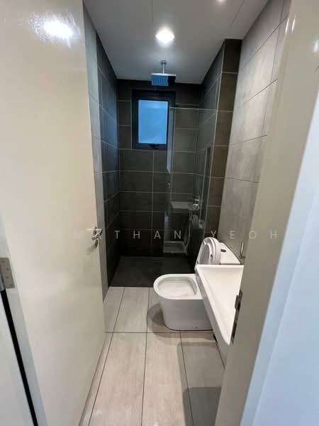 Kediaman Servis untuk Disewa di Sky Meridien - Jonathan Yeoh - Bathroom - PropertyGuru.com.my