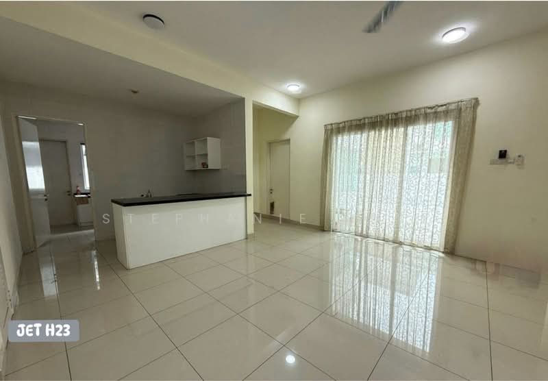 Bungalow House for Rent in Bandar Parklands (Klang) - Stephanie Quek - Kitchen - PropertyGuru.com.my