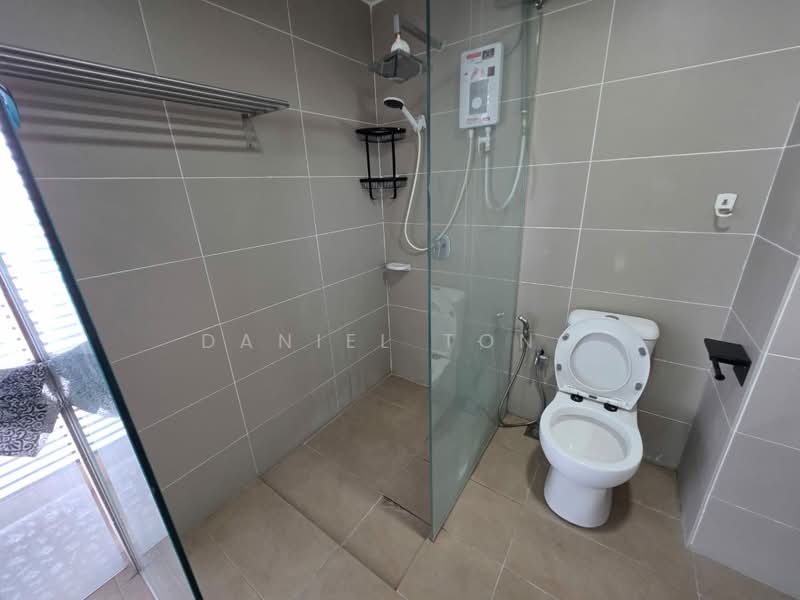 Kediaman Servis untuk Disewa di Saujana Residency - Daniel Tong - Bathroom - PropertyGuru.com.my