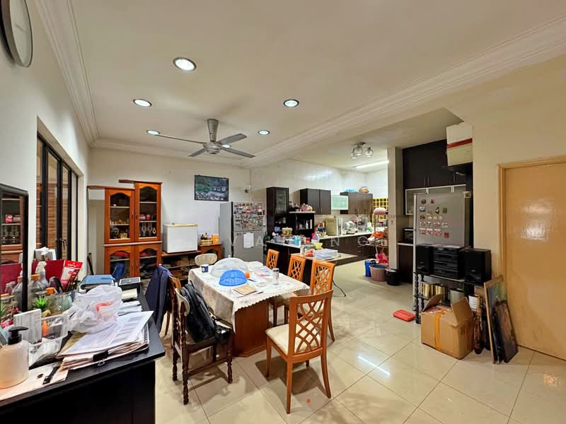 2.5-storey Terraced House for Sale in Jalil Sutera (Bukit Jalil) - Aivan Ng - Dining Room - PropertyGuru.com.my