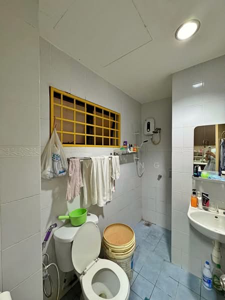 2.5-storey Terraced House for Sale in Jalil Sutera (Bukit Jalil) - Aivan Ng - Bathroom - PropertyGuru.com.my