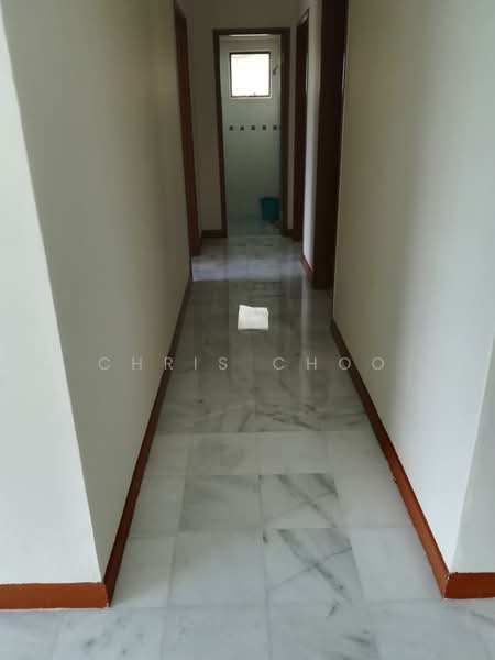Kondominium untuk Dijual di Emerald Hill Condominium - Chris Choo - Corridor - PropertyGuru.com.my