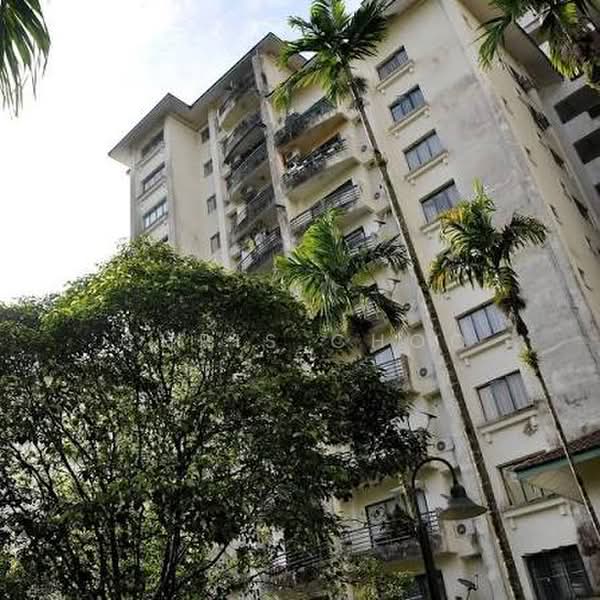 Kondominium untuk Dijual di Emerald Hill Condominium - Chris Choo - Exterior - PropertyGuru.com.my