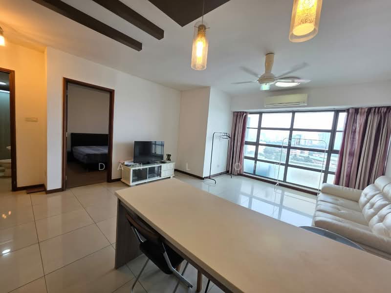 Kediaman Servis untuk Dijual di Saujana Residency - Daniel Tong - Living Room - PropertyGuru.com.my