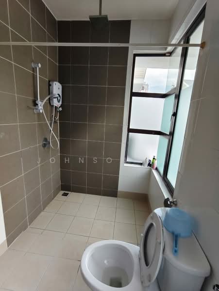 Rumah Berkembar untuk Disewa di Usj 17 (Subang Jaya) - Johnson See - Bathroom - PropertyGuru.com.my