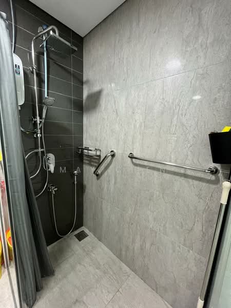 Service Residence for Sale at Cantara Residences - May Chen - Bathroom - PropertyGuru.com.my