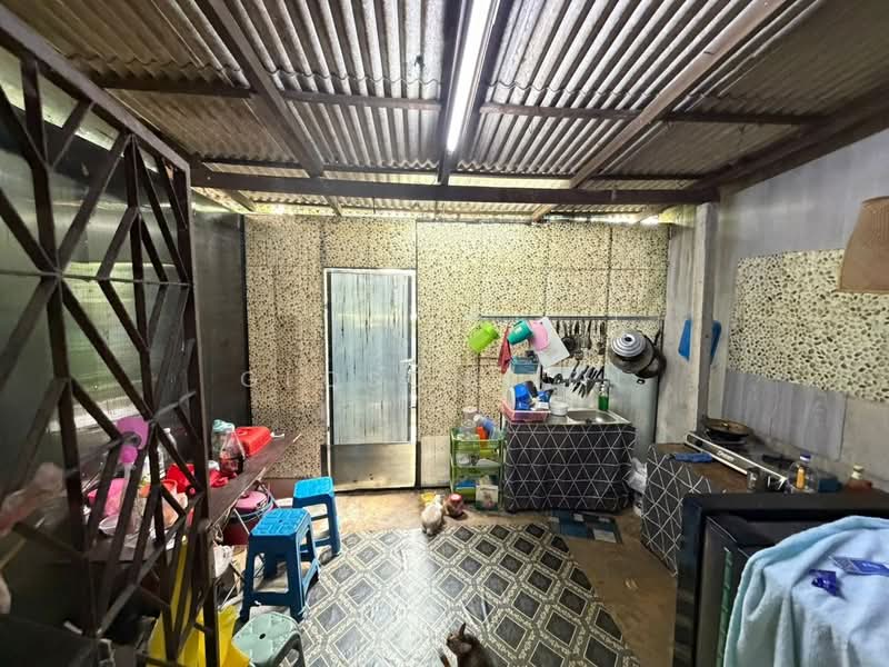 Rumah Teres 2-Tingkat untuk Dijual di Taman Desa Jaya (Johor Bahru) - Gloson Ten - Kitchen - PropertyGuru.com.my