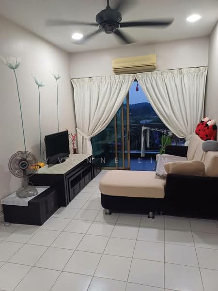 Pangsapuri untuk Dijual di Danga View Apartment - Yvonne Lim - Living Room - PropertyGuru.com.my