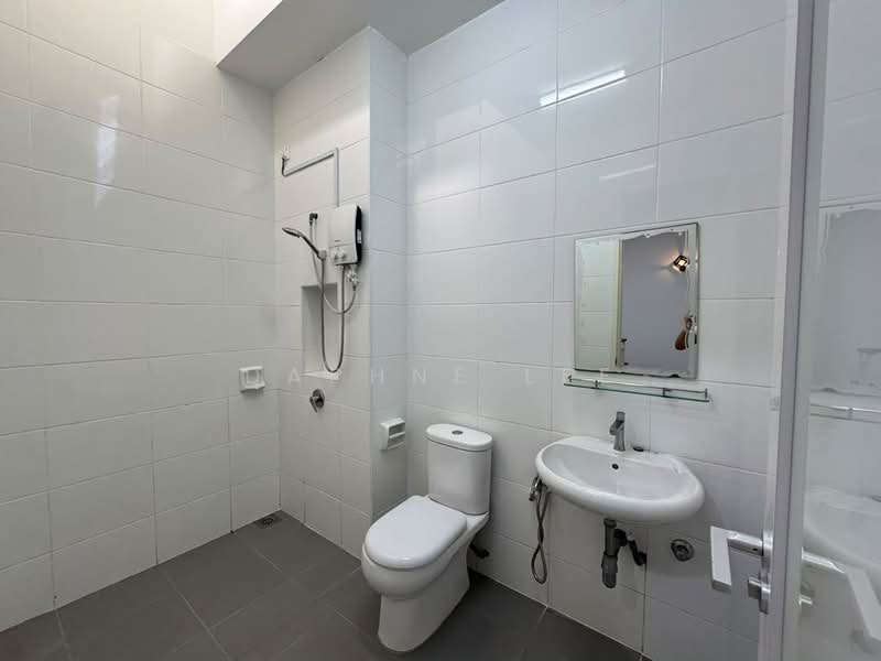 Rumah Teres untuk Disewa di Johor Bahru (Johor) - Daphne Lee - Bathroom - PropertyGuru.com.my