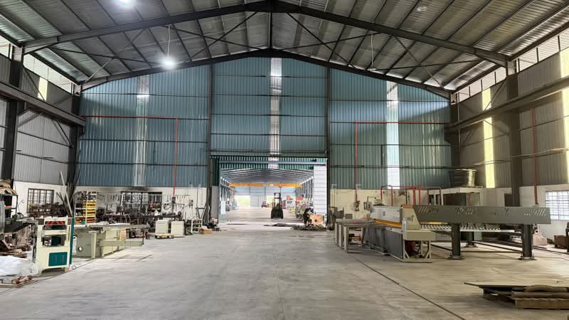 Factory for Rent in Kampung Baru Sungai Buloh (Sungai Buloh) - M.K. Lee - Interior - PropertyGuru.com.my