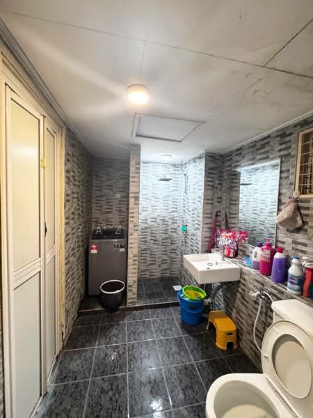 Kondominium untuk Dijual di Tiara Ampang - Izzaza Izzati - Bathroom - PropertyGuru.com.my