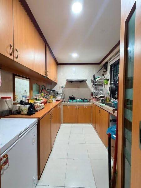Kediaman Servis untuk Dijual di The Embassy (Bangunan Duta Impian) - Ong Lih Shyan - Kitchen - PropertyGuru.com.my
