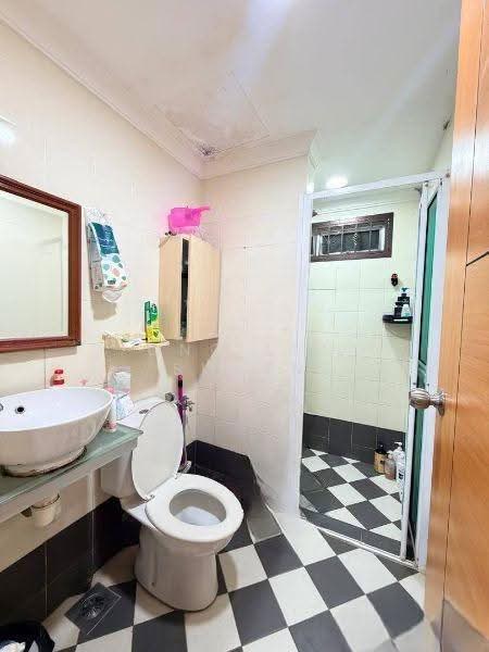 Kediaman Servis untuk Dijual di The Embassy (Bangunan Duta Impian) - Ong Lih Shyan - Bathroom - PropertyGuru.com.my