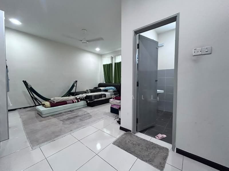 2-storey Terraced House for Sale in Bandar Putra Height (Subang Jaya) - Ameer Ali - Living Room - PropertyGuru.com.my