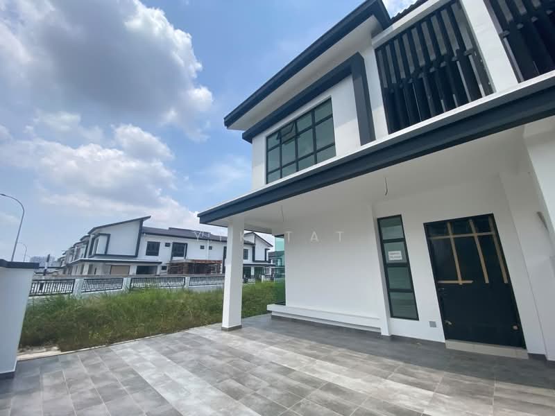 Cluster House for Sale in Iskandar Puteri (Nusajaya) (Johor) - Yik Tat - PropertyGuru.com.my
