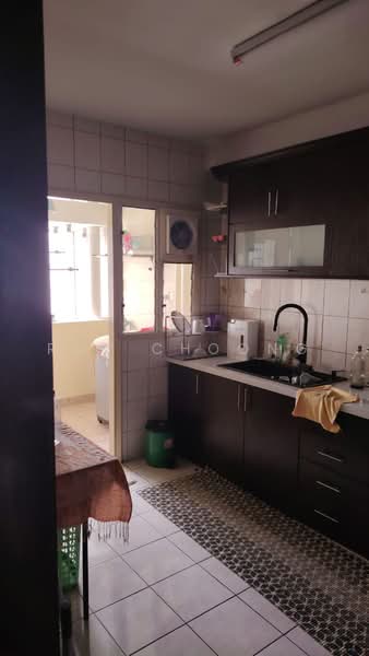 Kondominium untuk Dijual di Mont Kiara Bayu - Roy Choong - Kitchen - PropertyGuru.com.my