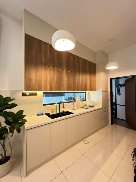 Cluster House for Sale in Johor Bahru (Johor) - Arshad . - Kitchen - PropertyGuru.com.my