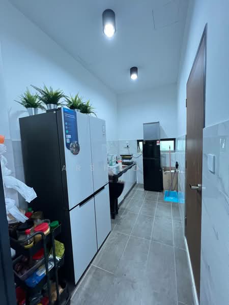 Cluster House for Sale in Johor Bahru (Johor) - Arshad . - Kitchen - PropertyGuru.com.my