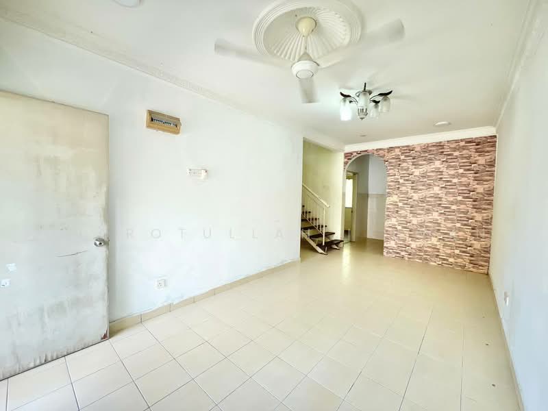 1.5-storey Terraced House for Sale in Taman Impian Putra (Bangi) - Gudrotullah Ikhwan - PropertyGuru.com.my