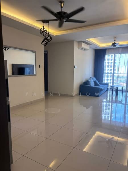 Kediaman Servis untuk Dijual di KL Traders Square - Yanny Siow - Living Room - PropertyGuru.com.my