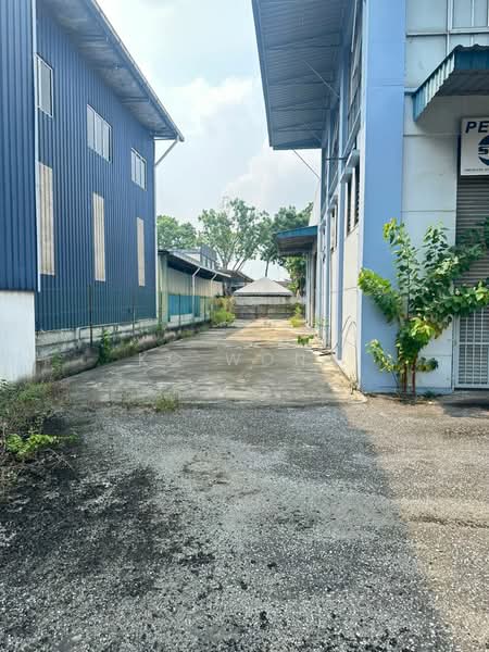 Semi-D Factory for Rent in Taman Perindustrian Puchong (Puchong) - KC Wong - Exterior - PropertyGuru.com.my