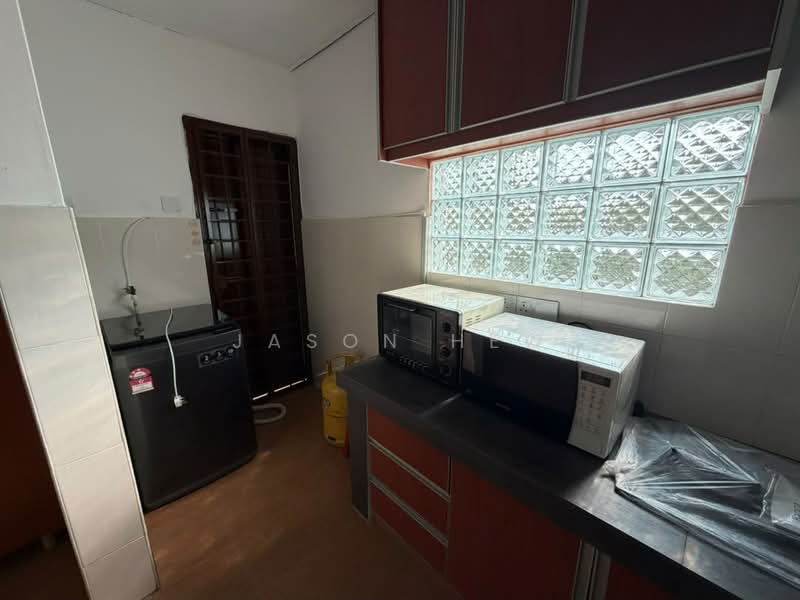 Rumah Teres 2-Tingkat untuk Disewa di Usj 3 (Subang Jaya) - Jason Hew - Kitchen - PropertyGuru.com.my