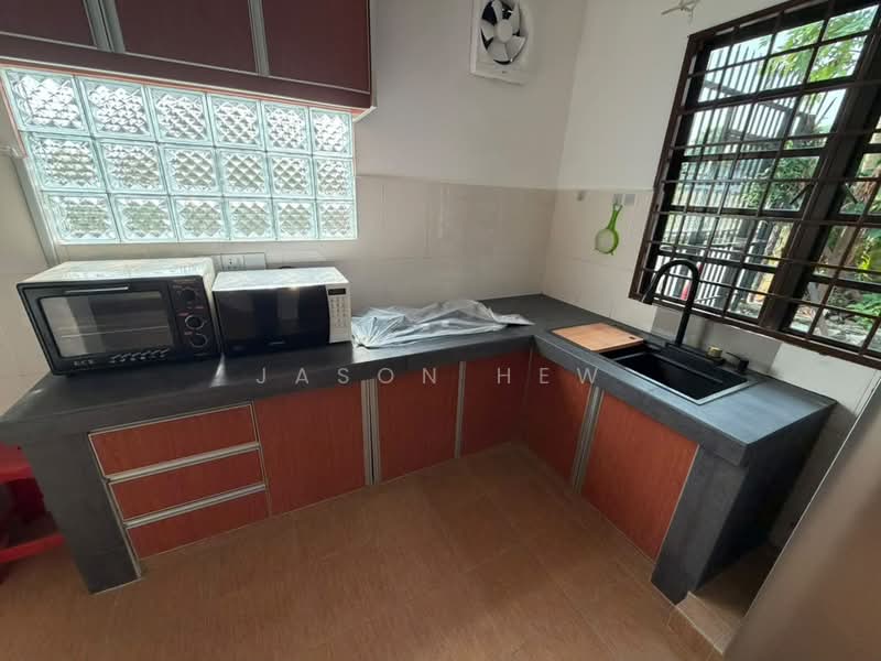 Rumah Teres 2-Tingkat untuk Disewa di Usj 3 (Subang Jaya) - Jason Hew - Kitchen - PropertyGuru.com.my