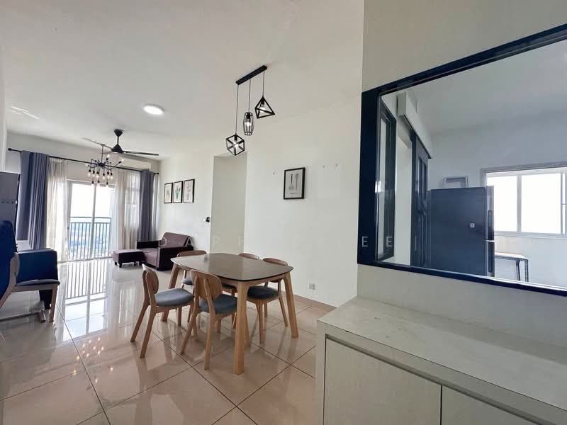 Kediaman Servis untuk Disewa di Meridin Bayvue Serviced Apartment - Daphne Lee - Living Room - PropertyGuru.com.my