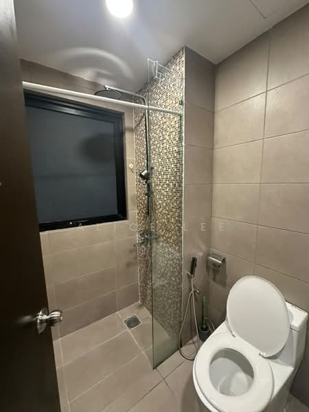 Kediaman Servis untuk Disewa di D'Latour - Alice Lee - Bathroom - PropertyGuru.com.my
